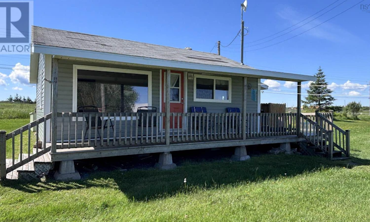 11 Douglas Crescent