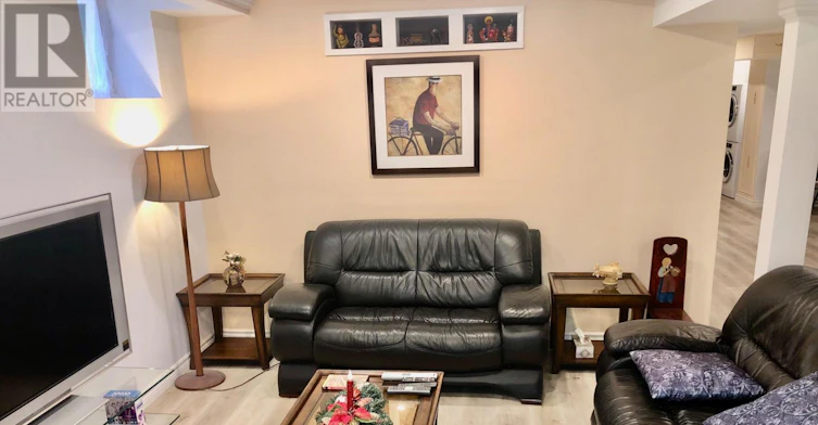 BASEMENT APARTMENT-889 Bancroft Drive W, Mississauga, ON, L5V 1X7 - 3