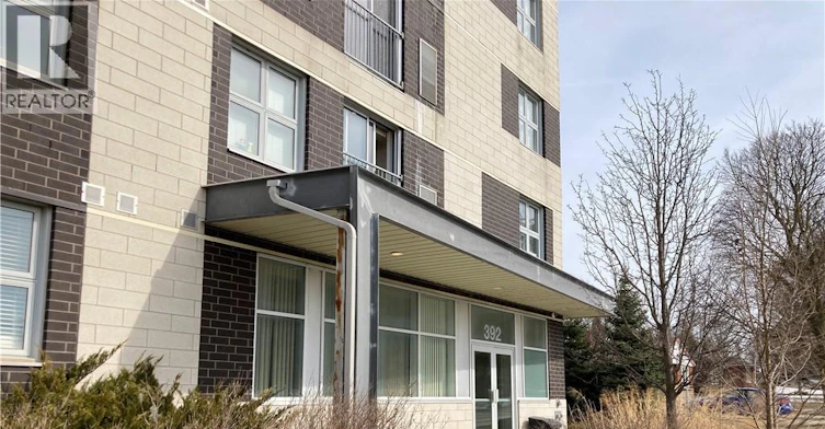 302-392 Albert Street, Waterloo, ON, N2L 3V1 - 2