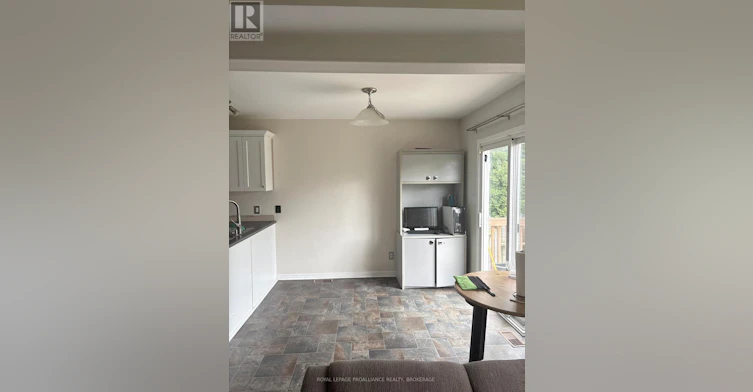 968 Bluffwood Avenue, Kingston, ON, K7K 7K5 - 4