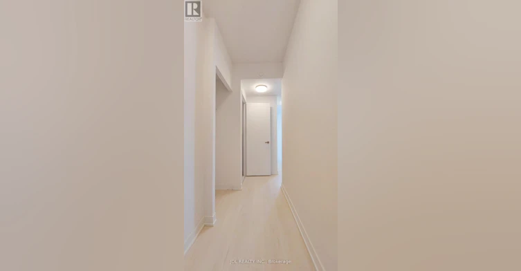 3808-3900 Confederation Parkway, Mississauga, ON, L5B 0K7 - 4