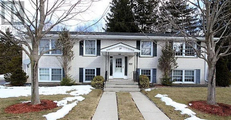 1-19 Johnson Place, St. Thomas, ON, N5P 2E9