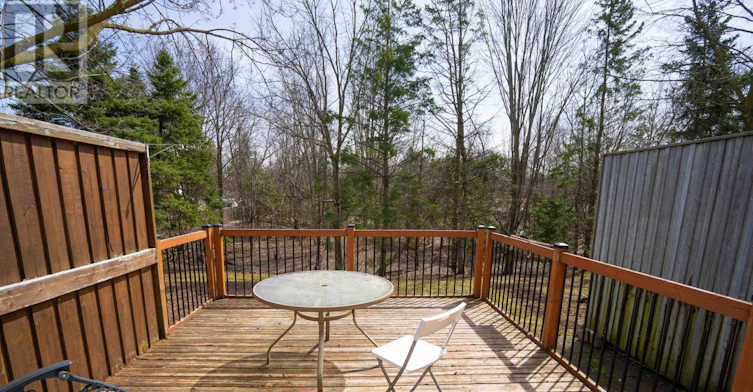 407 Downsview Place, Waterloo, ON, N2K 3W6 - 17