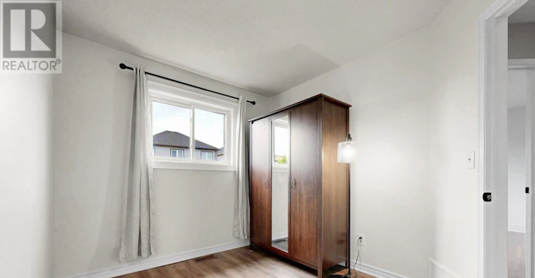 UPPER-1443 Connery Crescent, Oshawa, ON, L1J 8E7 - 12