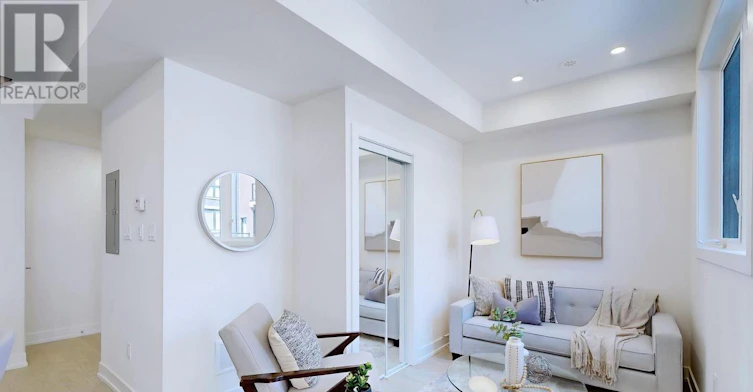 2-6 Sayers Lane, Richmond Hill, ON, L4E 1J4 - 3