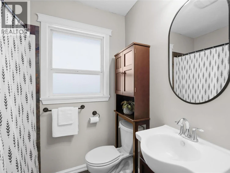 1428 Balfour Street, Penticton, BC, V2A 4Z1 - 13