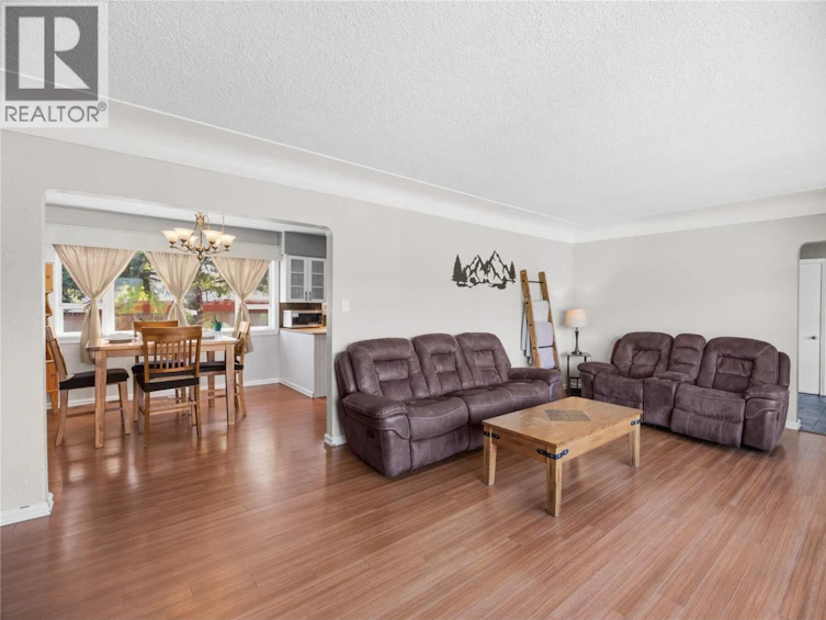 1428 Balfour Street, Penticton, BC, V2A 4Z1 - 9