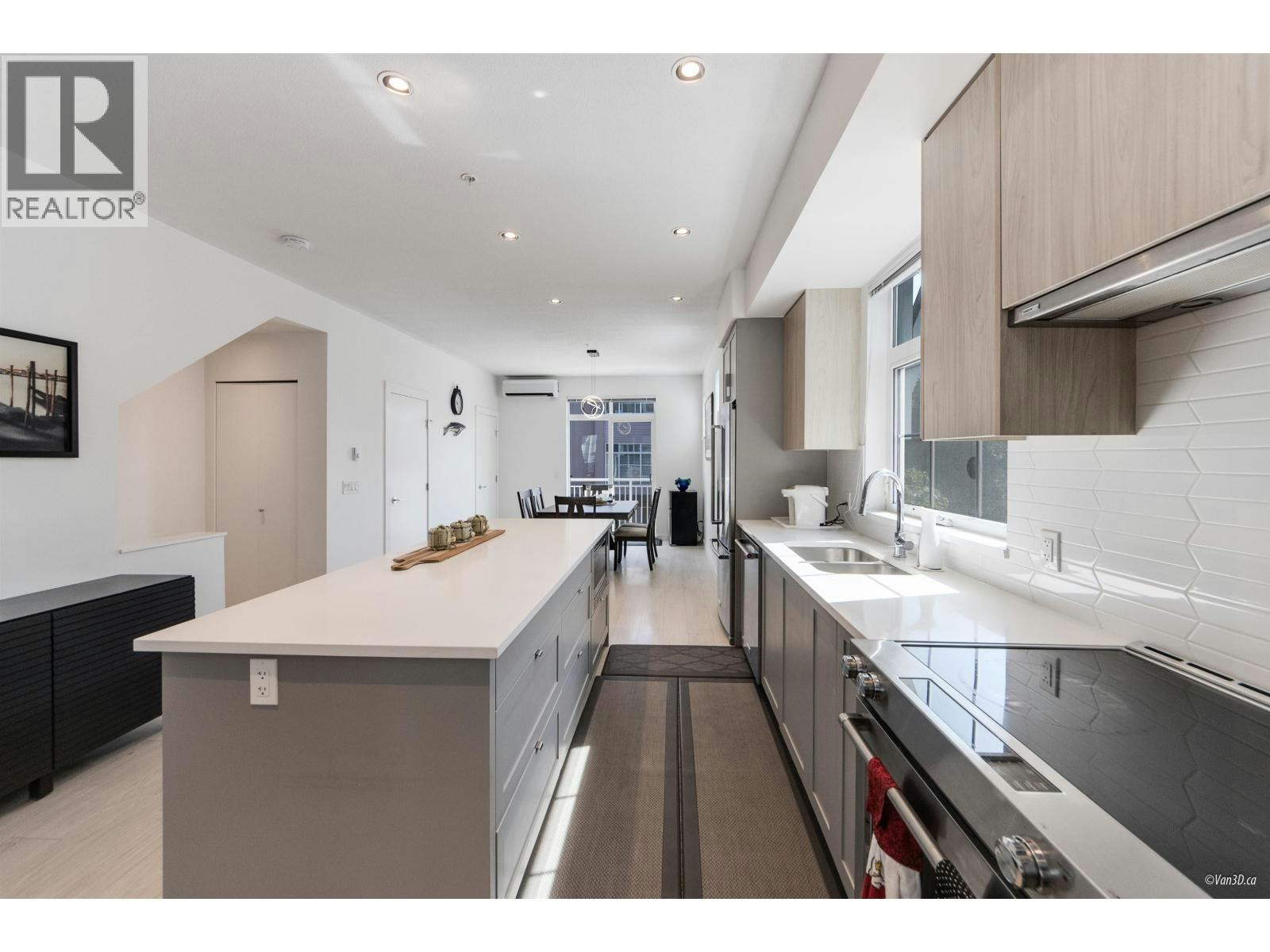 8-2560 Pitt River Road, Port Coquitlam, BC, V3C 1R9 - 6