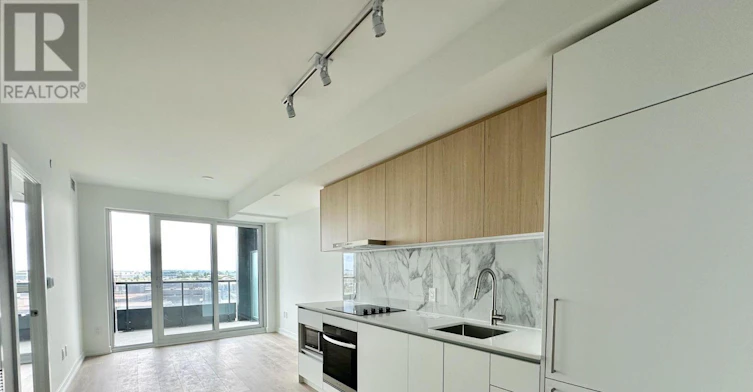 816-1100 Sheppard Avenue W, Toronto, ON, M3J 0H1 - 3