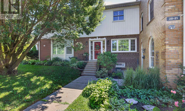 27-1220 Royal York Road