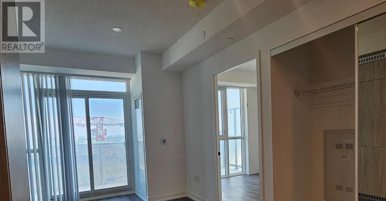 1611-28 Interchange Way, Vaughan, ON, L4K 0P8 - 10