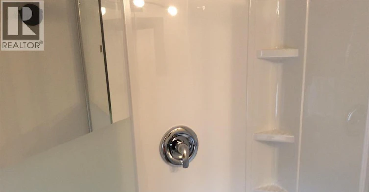 UPPER-1909 Arthur Road, Windsor, ON, N8W 4V5 - 6