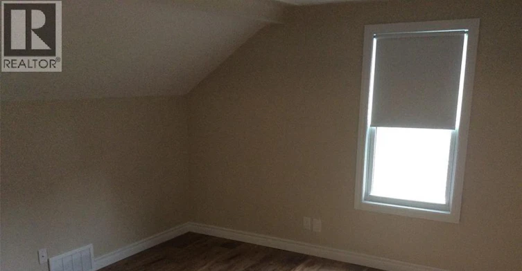 UPPER-1909 Arthur Road, Windsor, ON, N8W 4V5 - 7