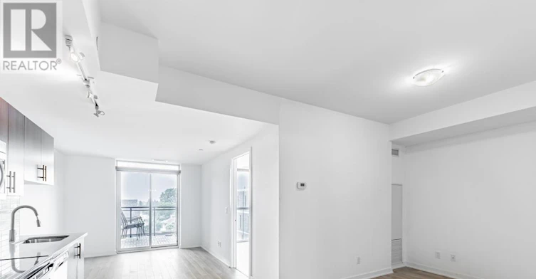 306-16 Mcadam Avenue, Toronto, ON, M6A 1S5 - 4