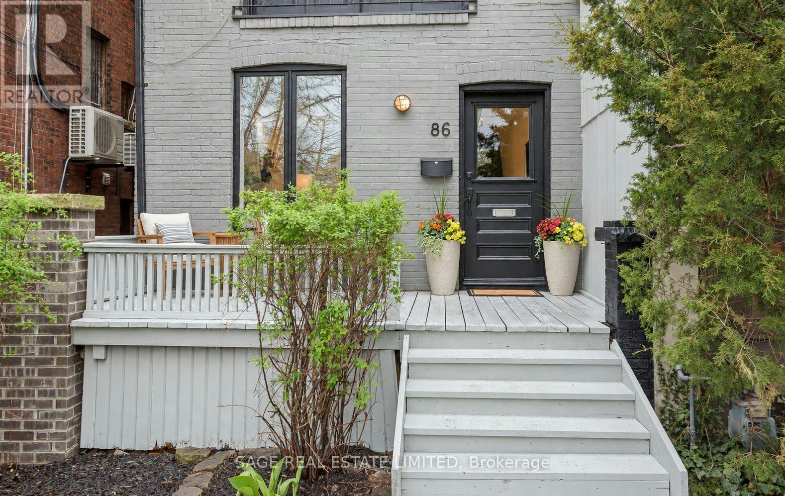 86 Dupont Street, Toronto, ON, M5R 1V2