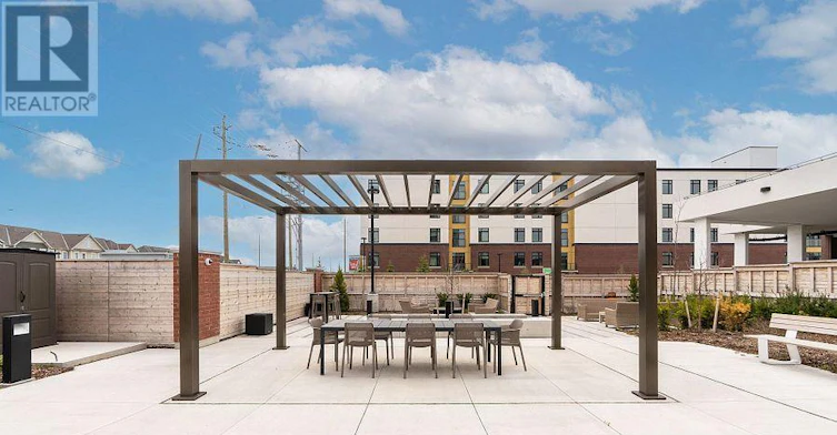 214-2550 Simcoe Street N, Oshawa, ON, L1L 0R5 - 23