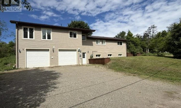 1049 Allen Side Road