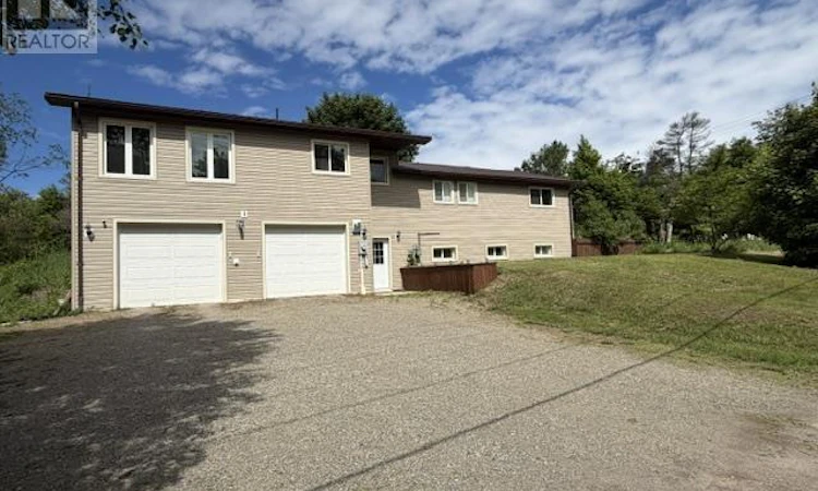 1049 Allen Side Road