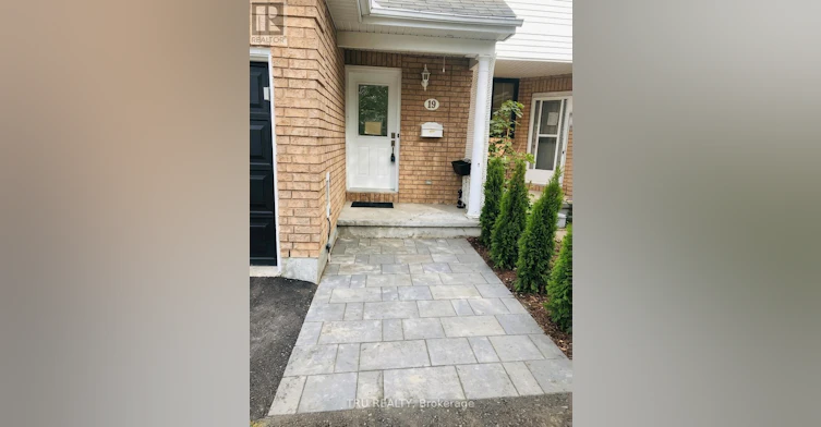 19 Mountshannon Drive, Ottawa, ON, K2J 4B8 - 2