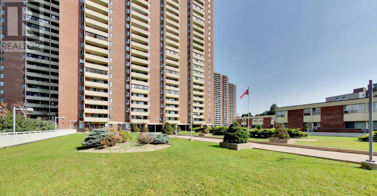 2608-3 Massey Square, Toronto, ON, M4C 5L7 - 4