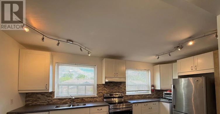 1560 Sandgate Crescent, Mississauga, ON, L5J 2E5 - 4
