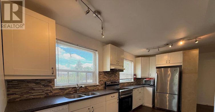 1560 Sandgate Crescent, Mississauga, ON, L5J 2E5 - 3