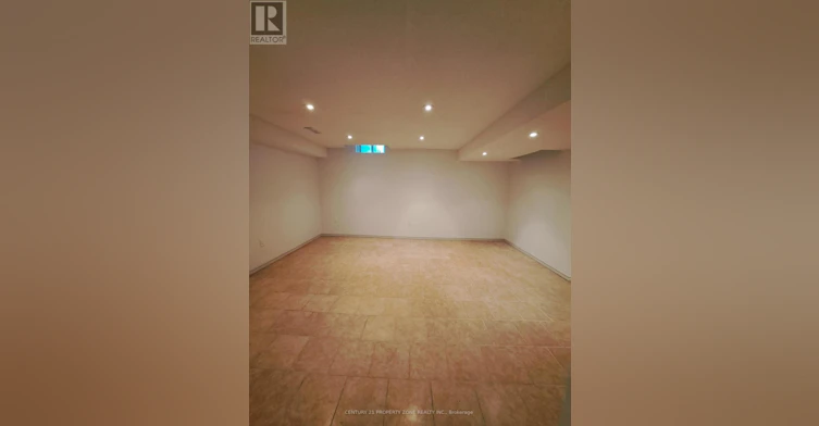 3281 Sunlight Street, Mississauga, ON, L5M 0G7 - 7
