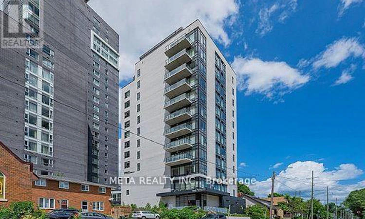 1001-158 King Street N