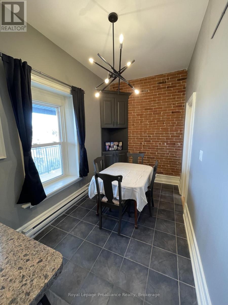 305-10 Patterson Street, Belleville, ON, K8N 1S9 - 5