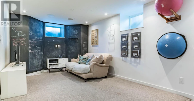 241 Garden Avenue, Toronto, ON, M6R 1J2 - 28