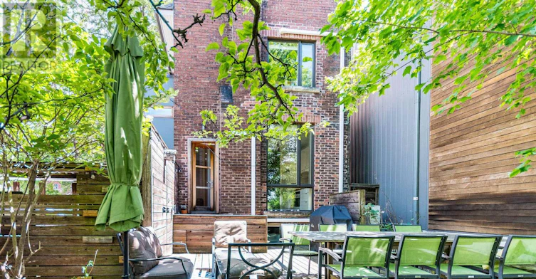 241 Garden Avenue, Toronto, ON, M6R 1J2 - 33