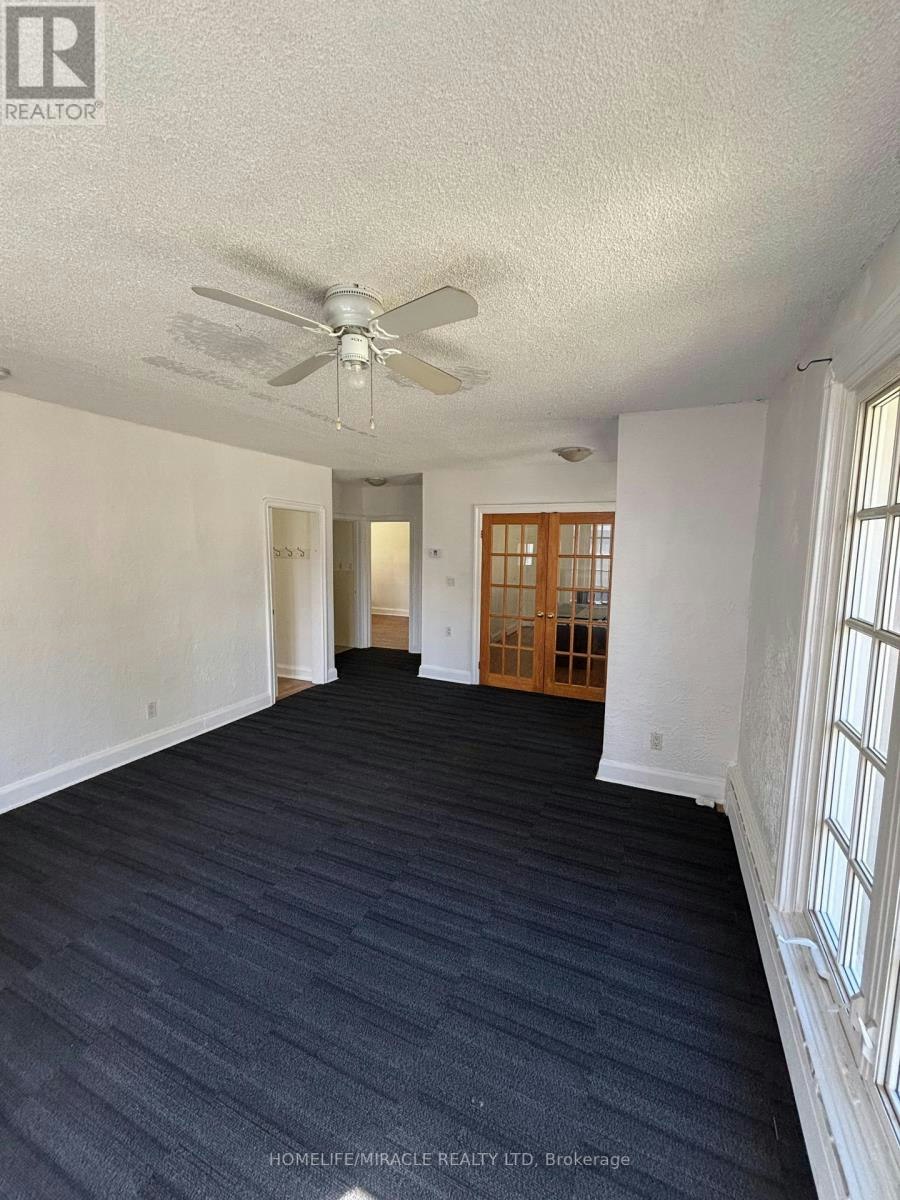 40 Thirty Seventh Street, Toronto, ON, M8W 3L6 - 9