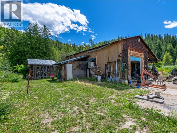 1940 Trans Can Highway, Sicamous, BC, V0E 2V0 - 4