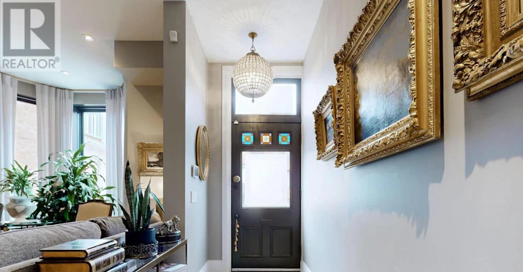 10 Webster Avenue, Toronto, ON, M5R 1N7 - 2
