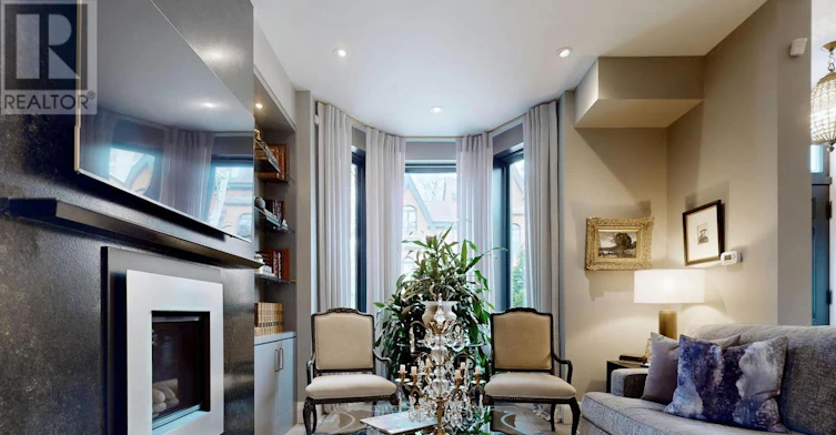 10 Webster Avenue, Toronto, ON, M5R 1N7 - 4