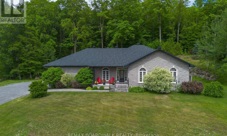 6671 Third Line Road