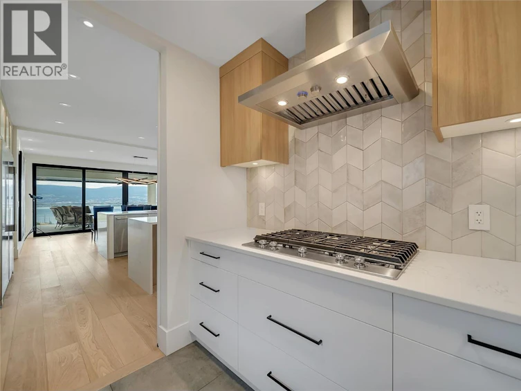 5725 Mountainside Drive, Kelowna, BC, V1W 5L6 - 23