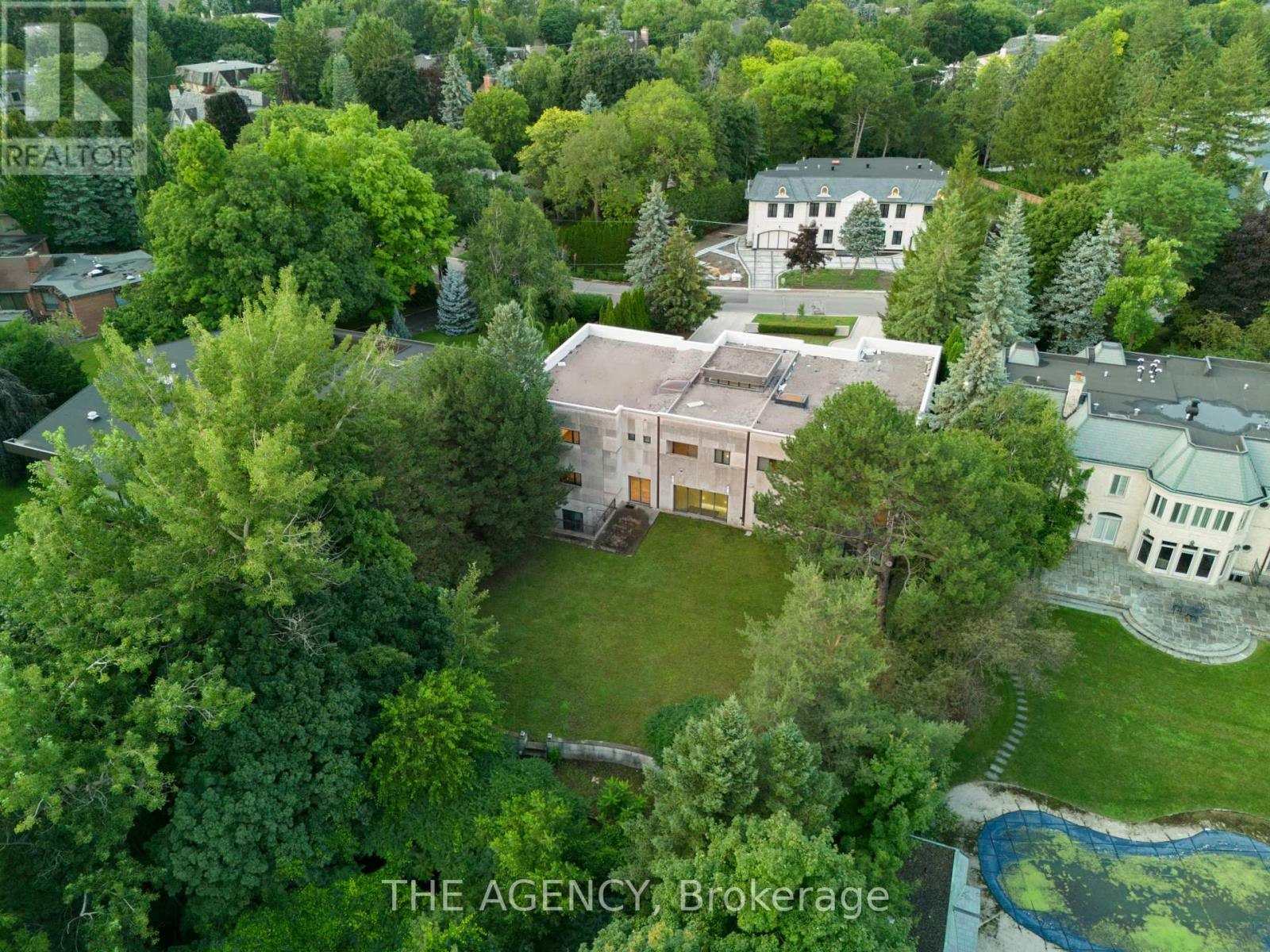 23 Bayview Ridge, Toronto, ON, M2L 1E3