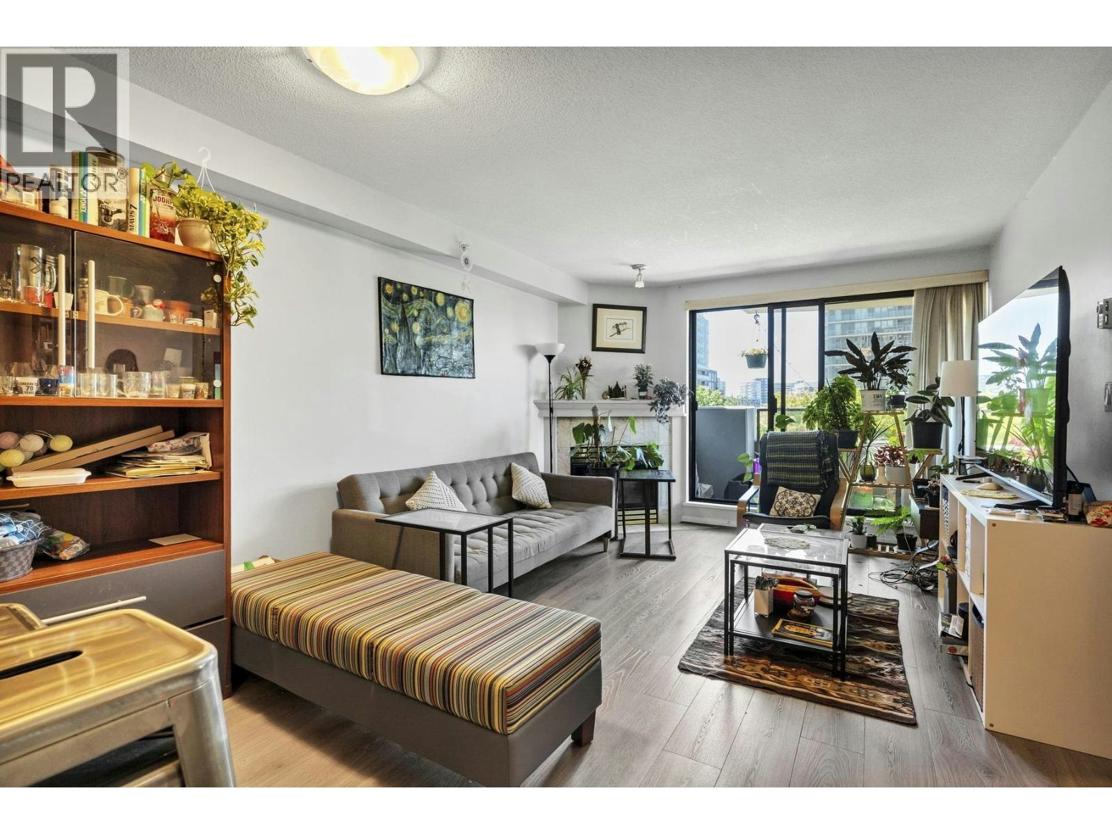 602-6611 Cooney Road, Richmond, BC, V6Y 4C5