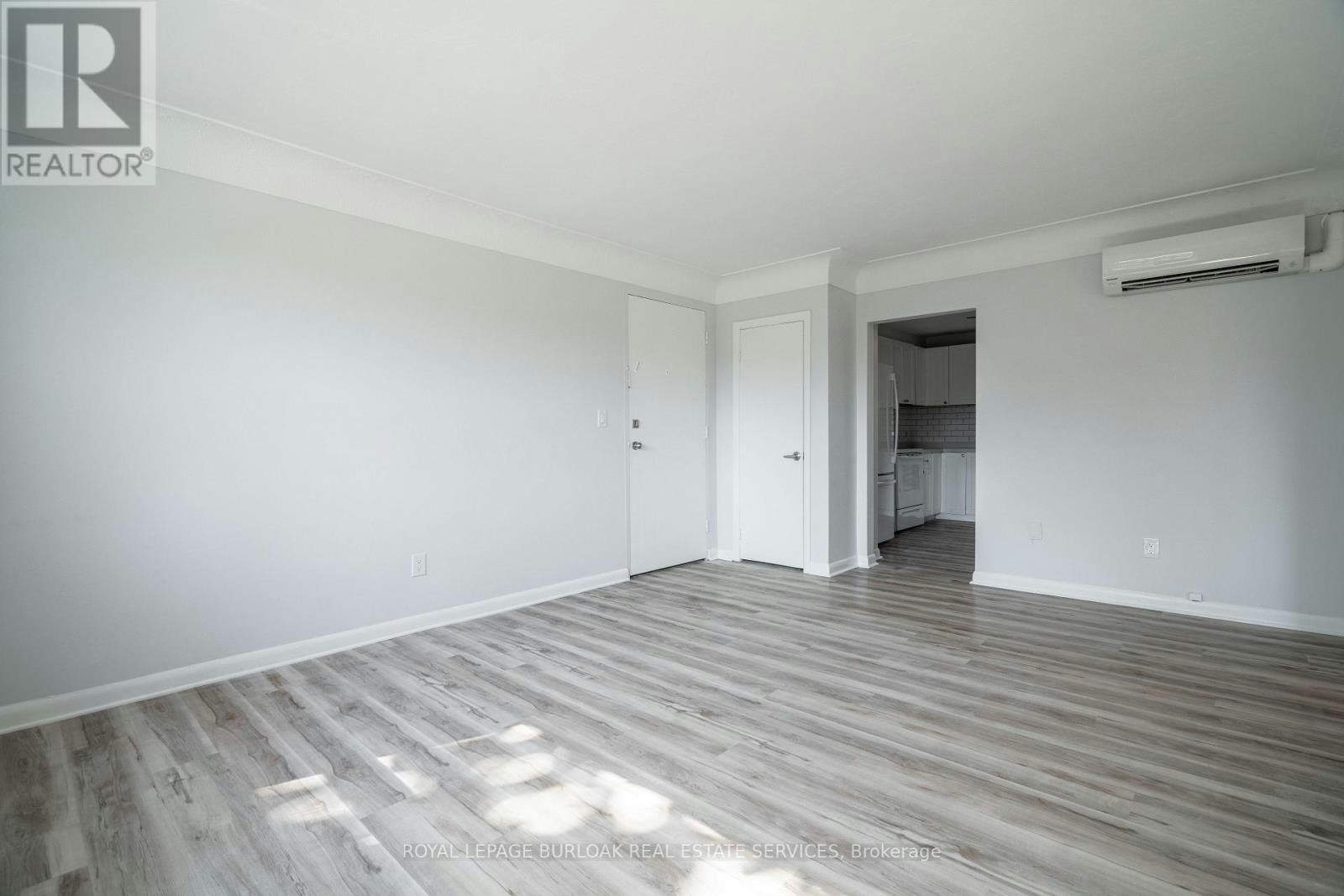 7-2161 Ghent Avenue, Burlington, ON, L7R 1Y6 - 4