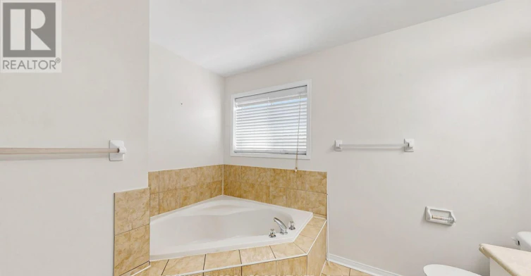 66 Telegraph Drive, Whitby, ON, L1P 1S3 - 26