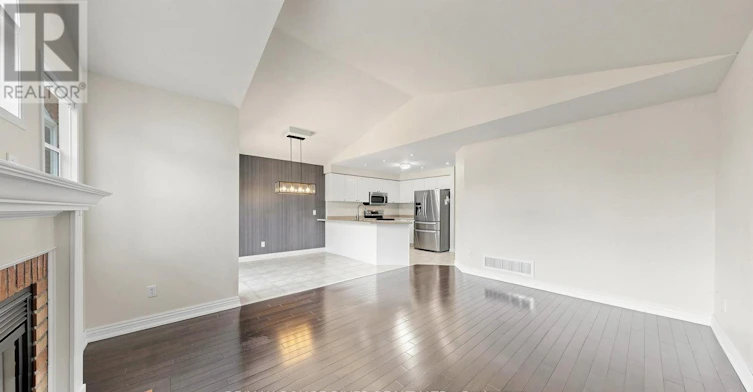 66 Telegraph Drive, Whitby, ON, L1P 1S3 - 6