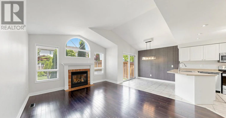 66 Telegraph Drive, Whitby, ON, L1P 1S3 - 3