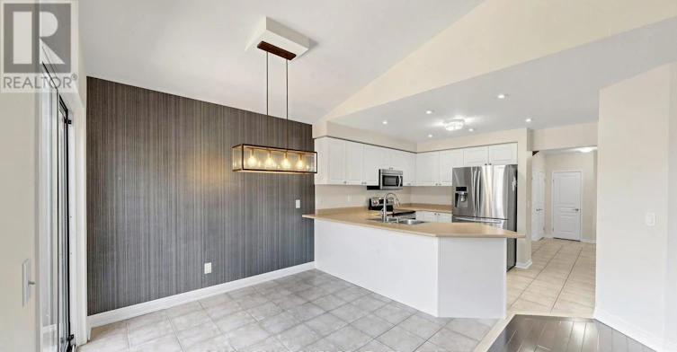 66 Telegraph Drive, Whitby, ON, L1P 1S3 - 7