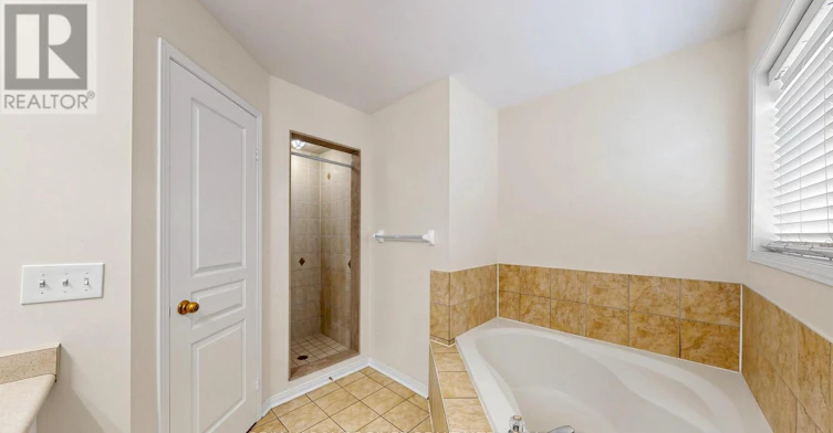 66 Telegraph Drive, Whitby, ON, L1P 1S3 - 25