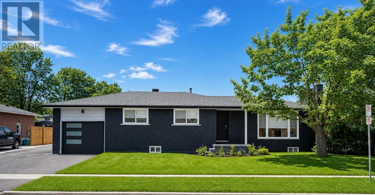 UPPER LEVEL-263 Cook Street, Barrie, ON, L4M 4H7