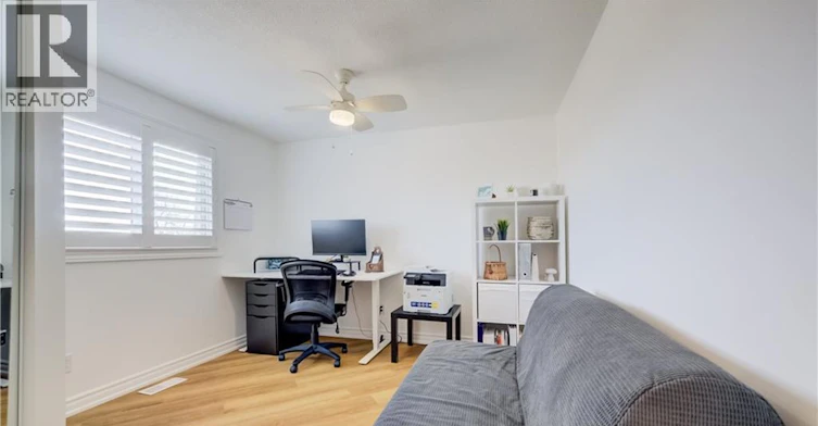 11-60 Elmsdale Drive, Kitchener, ON, N2E 2G4 - 25