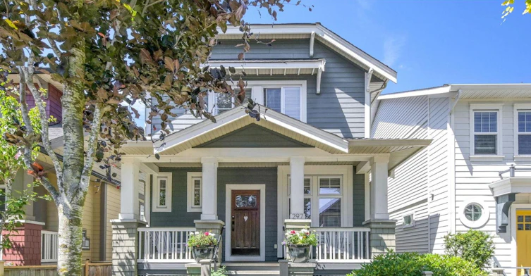 Basement-297 172a Street, Surrey, BC, V3Z 9R1
