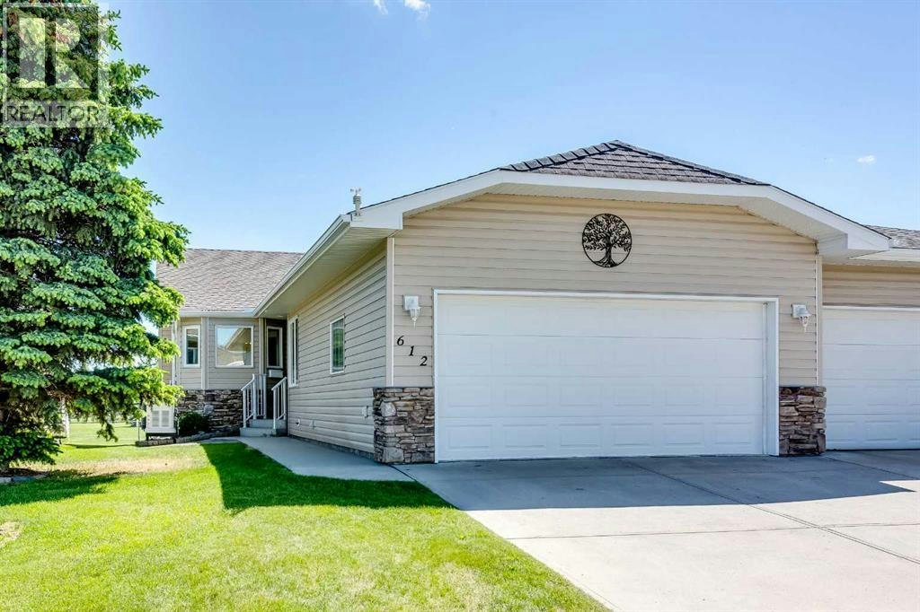 612 Riverside Boulevard NW, High River, AB, T1V 2C1