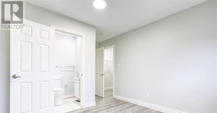 110 Commonwealth Street, Kitchener, ON, N2E 4K8 - 18